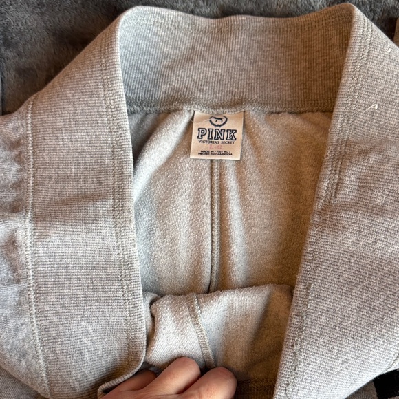 Gray Hoodie and Sweatpants Set PINK Victorias Secret - Picture 5 of 7